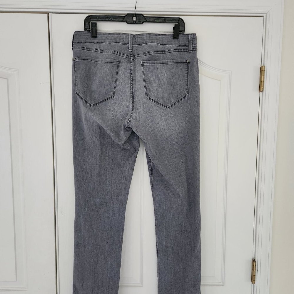 NYDJ SAMANTHA SLIM Straight Leg Jeans Light Wash Gray Size 14 32" Inseam Pockets - Picture 5 of 10